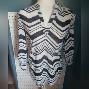 Absolutely Famous size Small chevron stripe long sleeve top